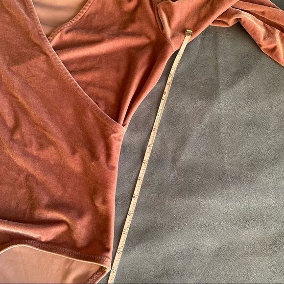 Madewell Bodysuit - Picture 6 of 13